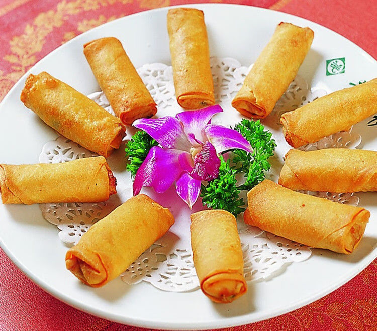 荠菜肉丝春卷油炸点心冷冻半成品饭店小吃酒店早餐面点广式早茶荠菜