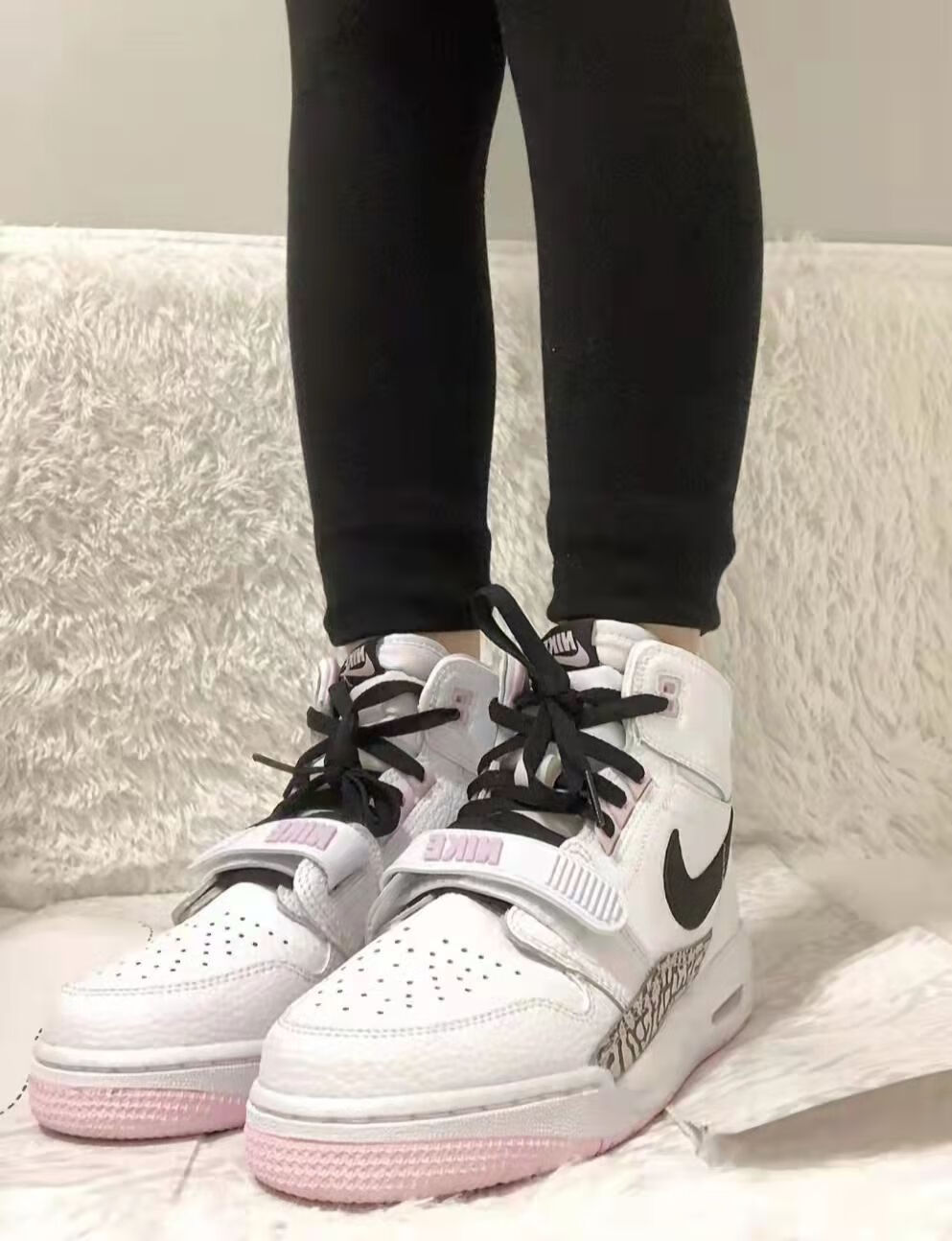 aj legacy 312 樱花粉白 女款高帮篮球鞋 缓震磨运动鞋 樱花粉白 36