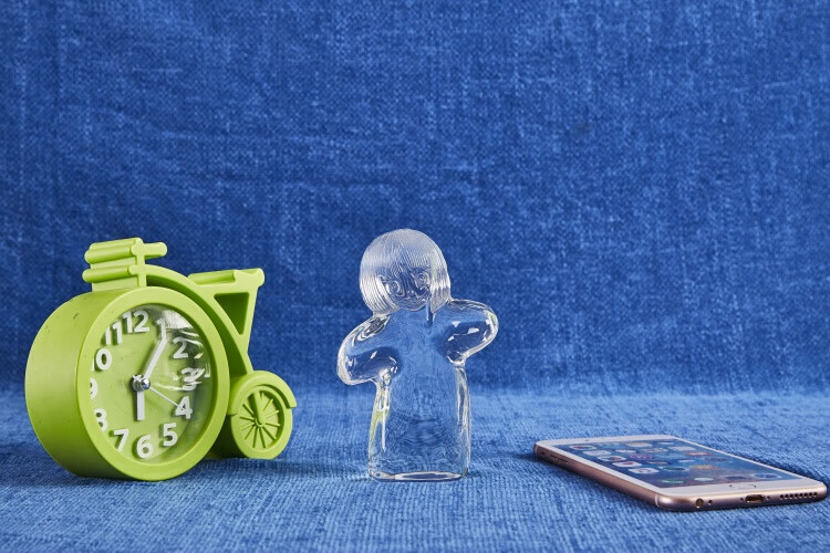 傻妞 魔幻手机2 傻妞归来 傻妞手机舒畅礼物 水晶娃娃 包含女友生日