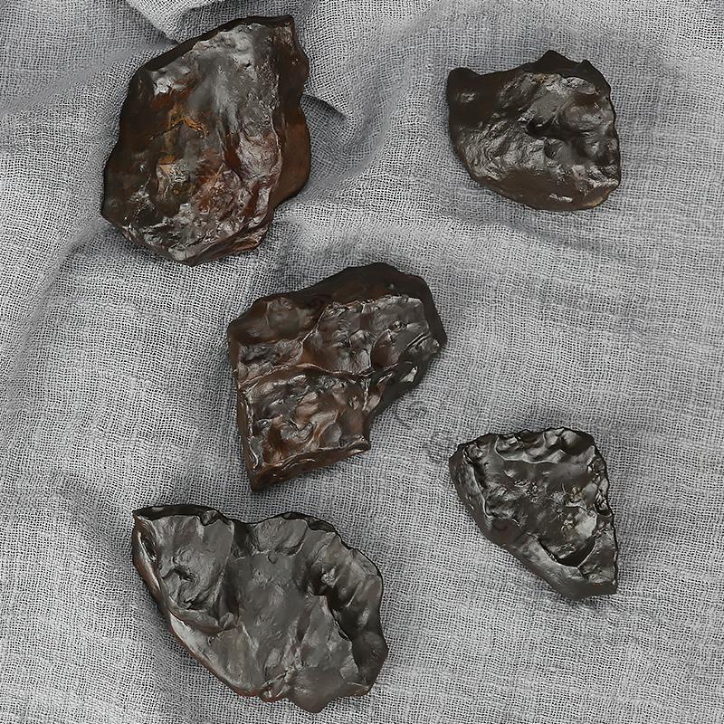 美印情 陨石原石新疆中铁手把件宇宙纽曼纹强磁摆件收藏标本网红同款