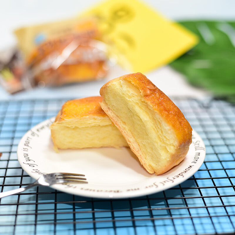 布鲁托椰蓉蜜牛奶面包焗酪肉松儿童营养早餐手撕面包网红蛋糕零食