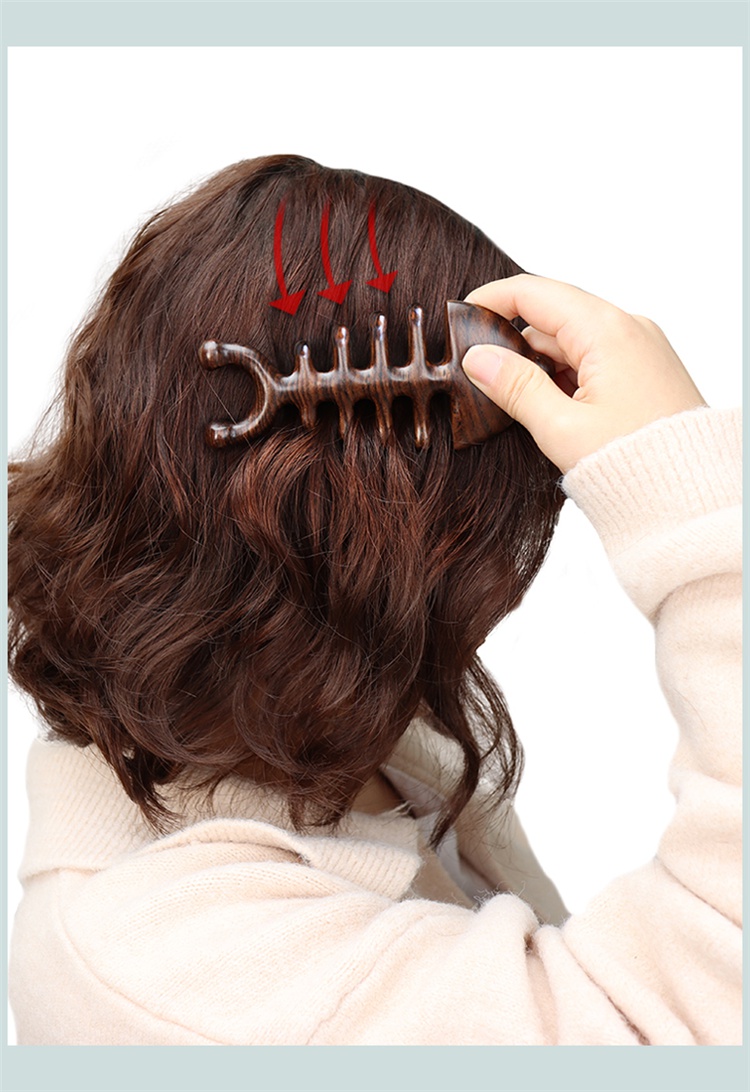 谭木匠鱼骨梳按摩梳子天然木梳檀香头部经络梳防鱼骨男女脱胡桃木款纸