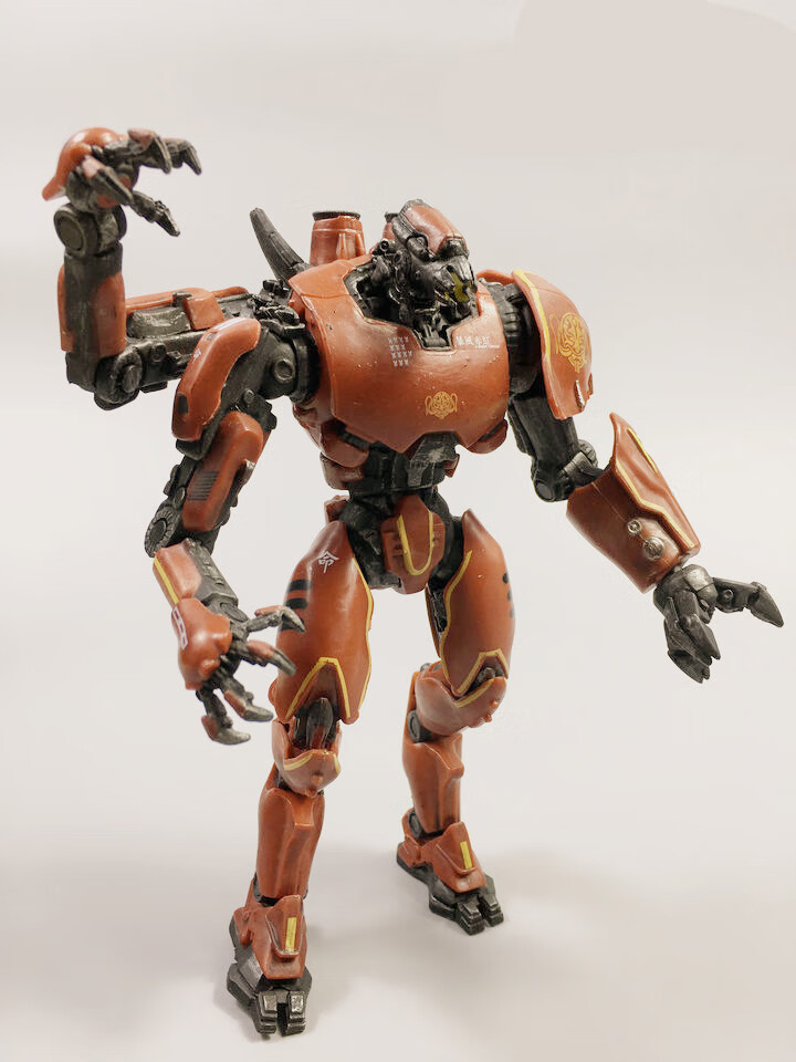 neca 环太平洋2机甲流浪者暴风赤红尤里卡切尔诺可动模型玩具生日礼物