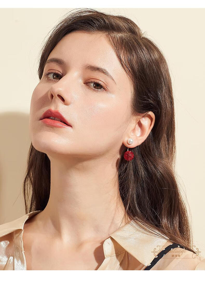 黛洛奇轻奢品牌耳环女红色新款潮流耳饰小众设计感耳坠女时尚百搭耳钉