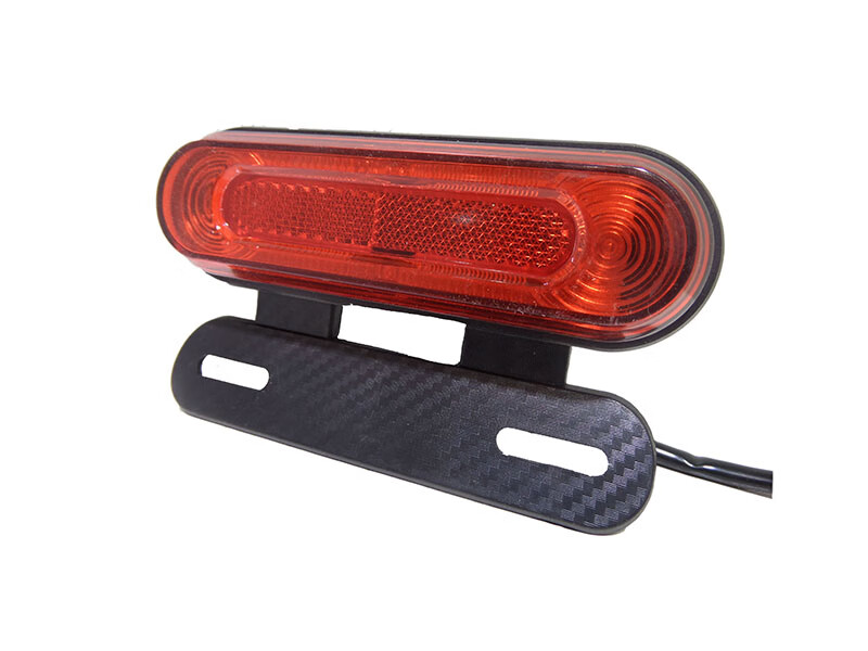 爱玛小鸟通用国标48电动车后尾灯日台铃电动车后尾灯总成旁恩 后尾灯