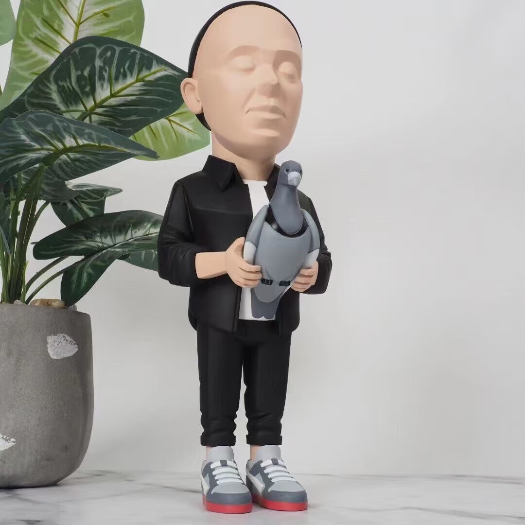 主理人雕塑ow潮牌家居摆件雕塑村上隆宫崎俊太阳花潮牌潮品网红 kaws