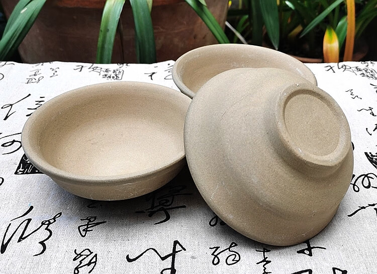 土碗老式土陶碗云南土陶碗斗笠碗粗陶酒碗无釉色釉