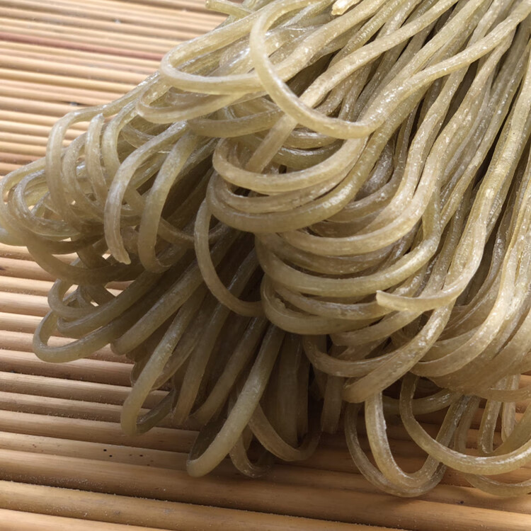 (泡发之后煮的时间哦) 下面是粗粉条