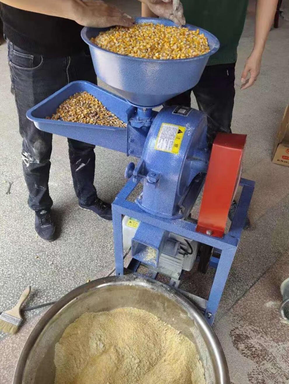 玉米粉碎机小型家用两相220v五谷杂粮多功能商用饲料磨粉机打粉机 26