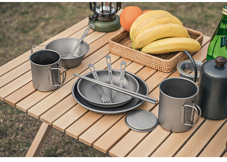 骆驼户外精致露营餐具野餐烧烤便携不锈钢野营装备纯钛多功能刀叉套装