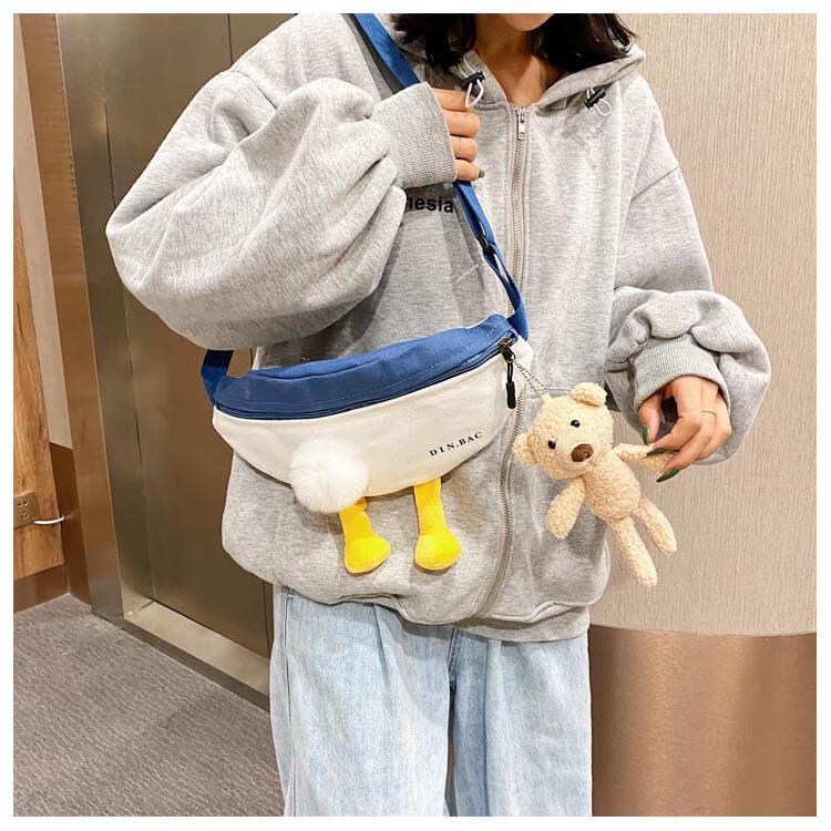 抖音网红小熊帆布斜挎包包夏季清新仙女超仙女生可爱日系动漫腰包