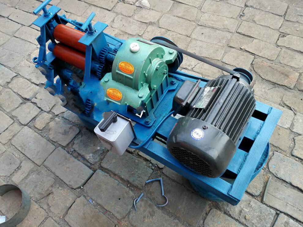 铁皮压边机 手动压边机手摇式咬口机小型压槽机起线机白铁皮保温压筋