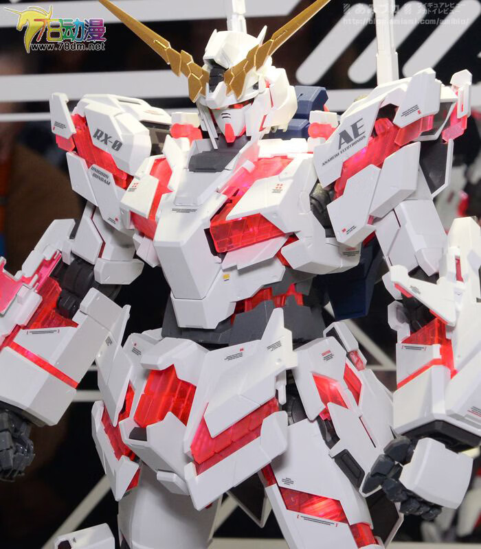 万代模型94365pg160rx0unicorngundam独角兽敢达高达pg独角兽水贴led