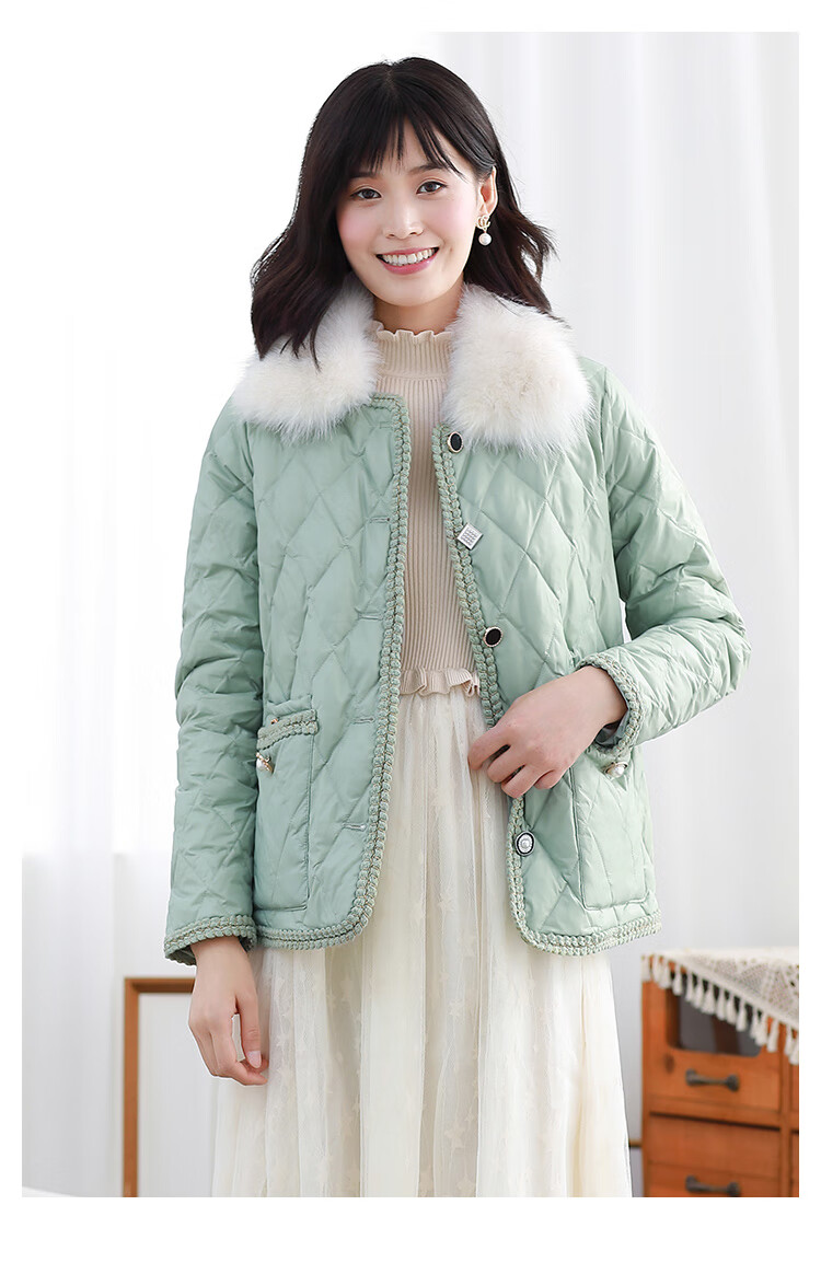勿忘花羽绒服女秋冬2020年新款气质百搭保暖轻薄冬季高端短款外套