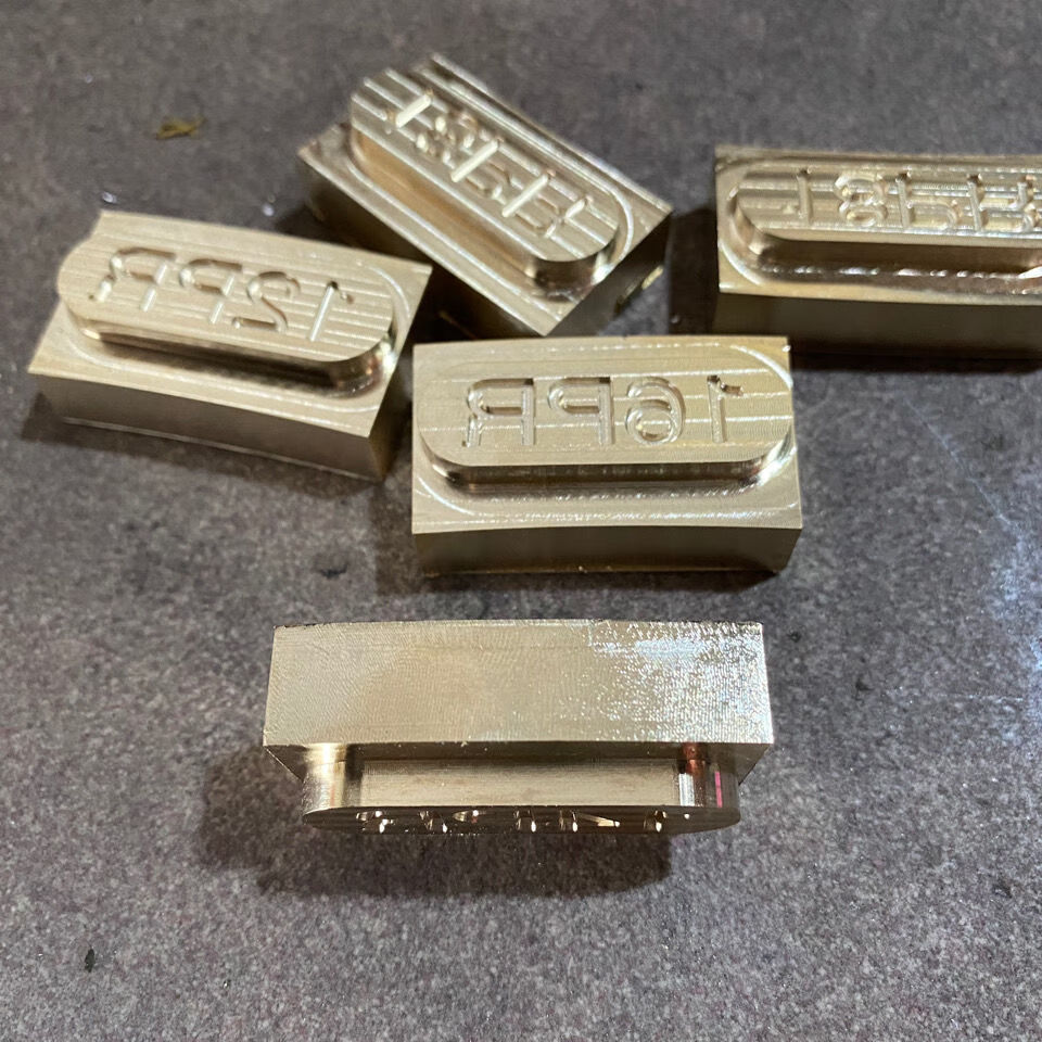 加工定制轮胎层级烫印模具轮胎日期烫印模具黄铜模具定制