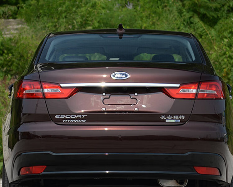 适用长安福特15-20福睿斯后标志尾门标后备箱英文字母escort字标 尾门