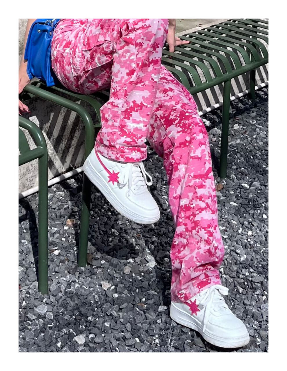 2023:mcm菜篮子粉色迷彩 _mcm菜篮子mini内里细节-第2张图片-潮百科