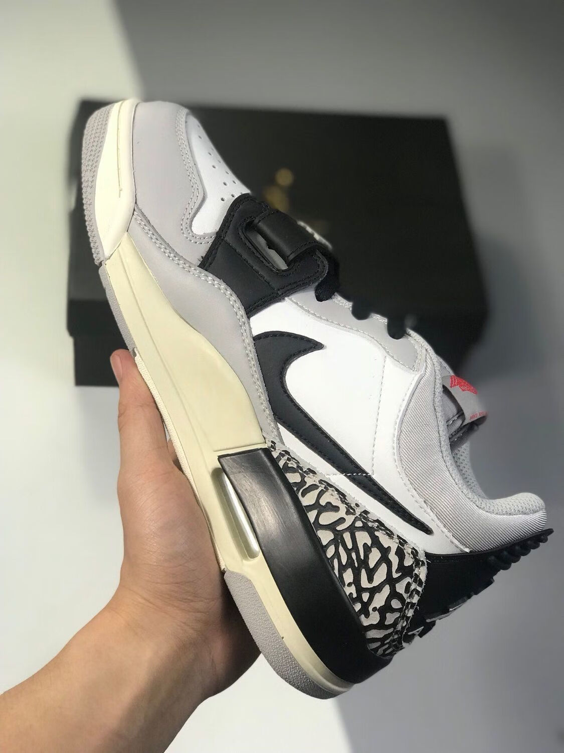 air 312 aj312 low白水泥 白灰爆裂纹湖人芝加哥篮球鞋cd7069-1aj3