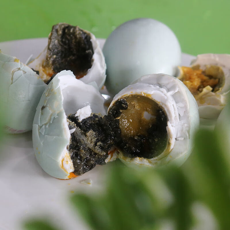 东北臭鸭蛋 东北臭鸭蛋十枚装农家自制臭鸭蛋海鸭蛋