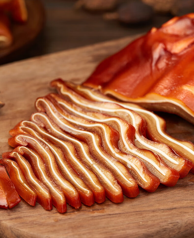 五香猪耳朵熟食卤味真空开袋即食下酒菜肉类休闲小吃 .