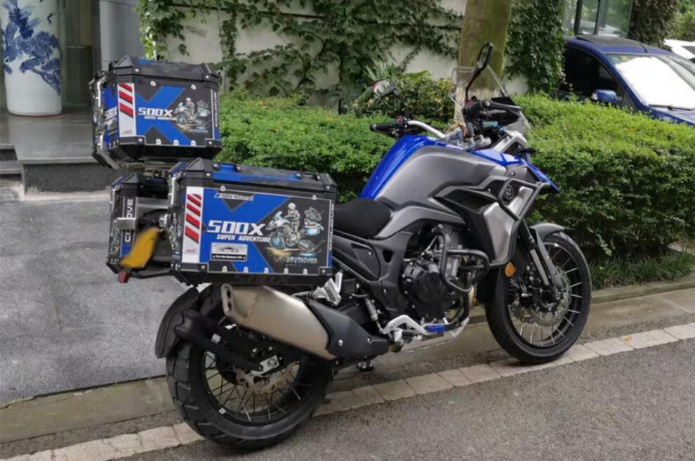 适用萝卜尾箱贴纸凯越500x三箱贴纸新款萝卜三箱贴画 防水反光防晒