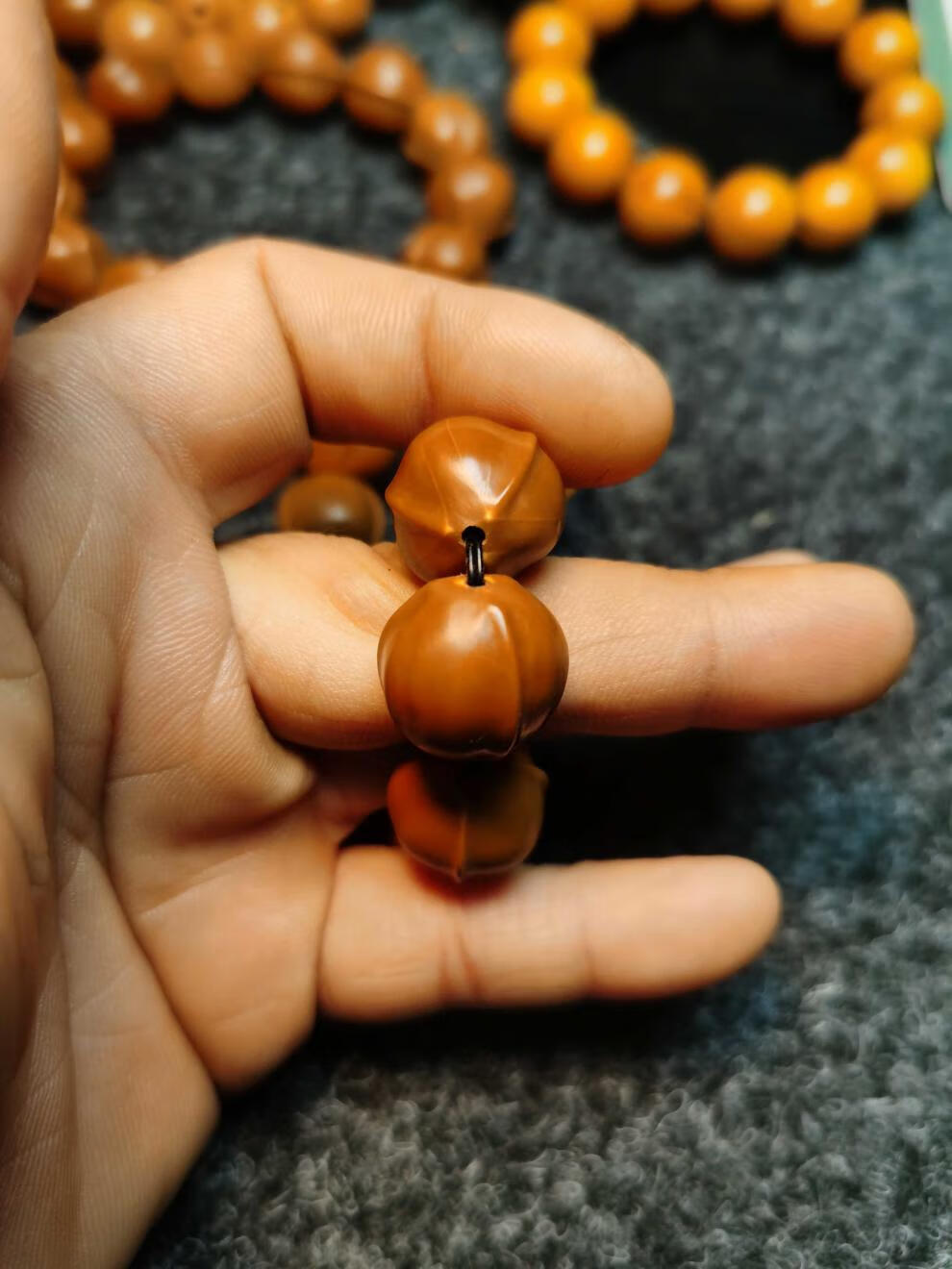 接近正圆鲨鱼背橄榄核文玩手串手持脖挂短圆橄榄胡男女手链175cm13颗