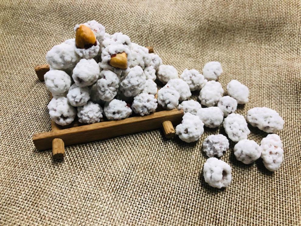 糖衣花生占雪花糖白霜花生糖老式坚果白占糖花生四川特产手工250g糖衣