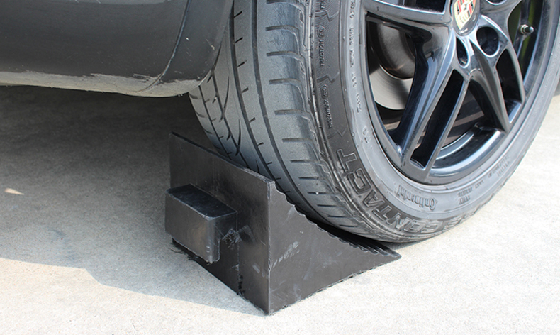 挡车器汽车滑溜车阻车器大货车三角木宽10cm长16cm高10cm带环止退器