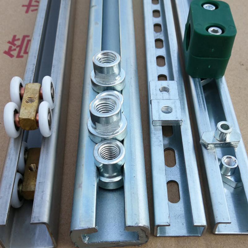 重型镀锌c型钢轨道304不锈钢管夹导轨c型槽轨道c型管夹导轨28112304