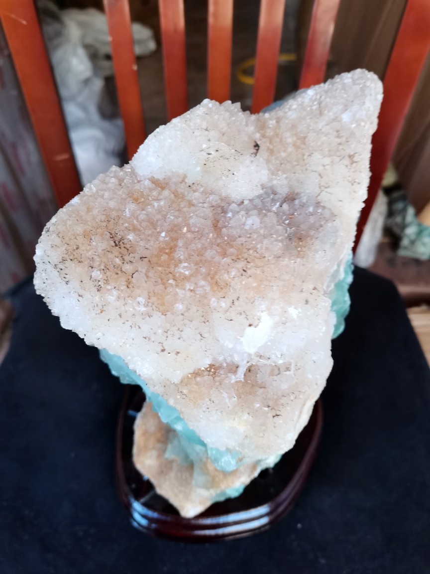 钟乳石摆件 精品2kg天然黄白水晶簇绿大摆件结晶石钟乳石连体白水晶柱