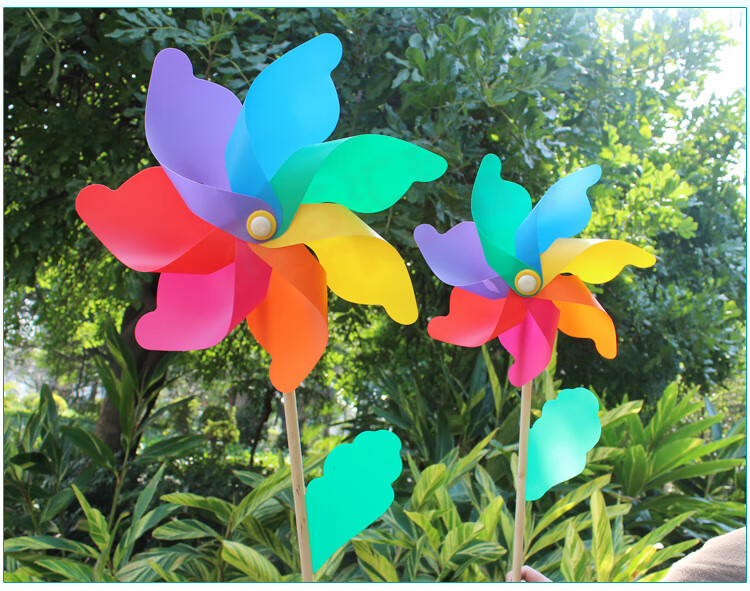 彩色风车摆件荷兰风车玩具大风车七彩彩虹木杆儿童风车幼儿园六一儿童