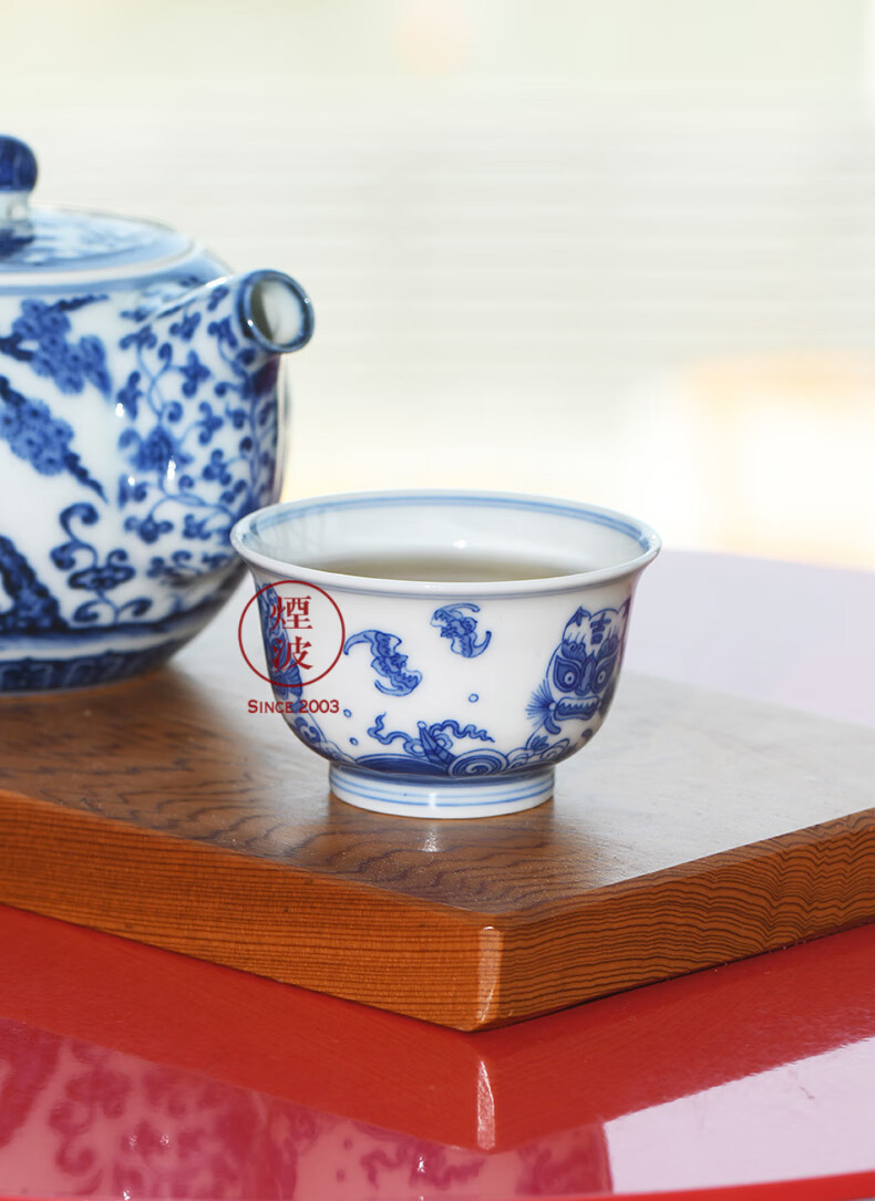 景德镇 春风祥玉 邹俊窑制款 青花布老虎 内画 虎年限定 小品杯【图片