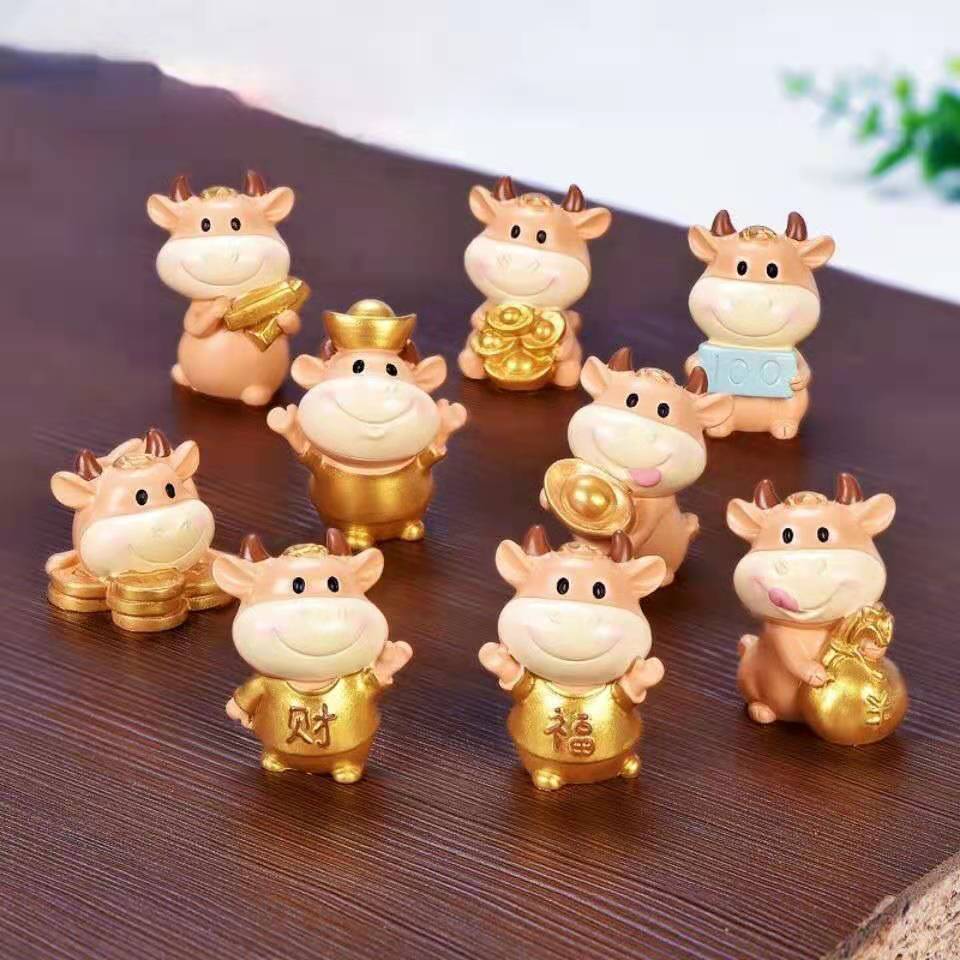 60君发财运滚滚可爱金牛摆件桌面装饰汽车礼品11号坐抱元宝牛加金