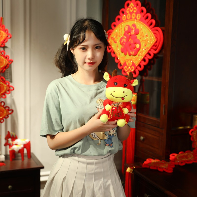 憨憨猪 生肖牛2021年牛年吉祥物公仔毛绒玩具玩偶娃娃小礼物新年公司