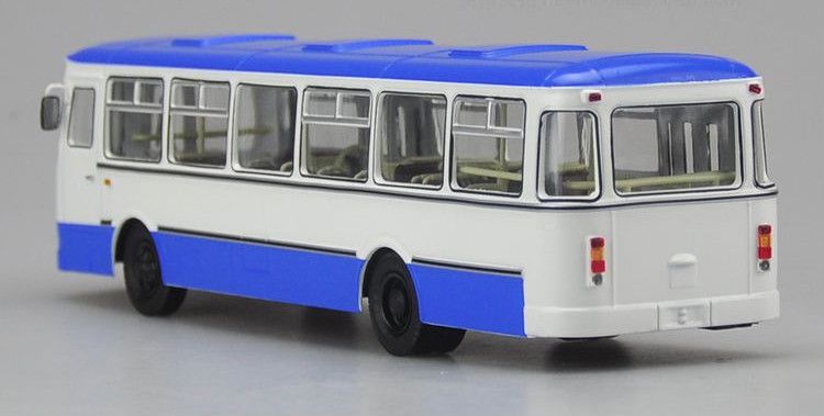 俄罗斯巴士143677m合金公交车模型bus车模143绿色