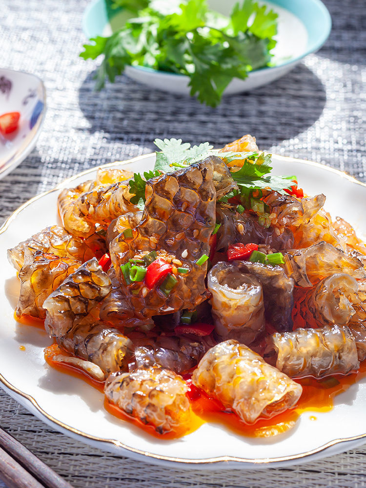 红油鱼皮卷麻辣鱼皮开袋香辣凉拌海鲜鱼零食小吃鱼皮240g240克x1袋