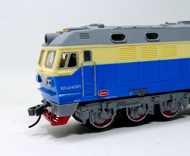 仿真火车模型儿童男女孩玩具超长轨道电动套装东风4d乌克兰36岁东风4d