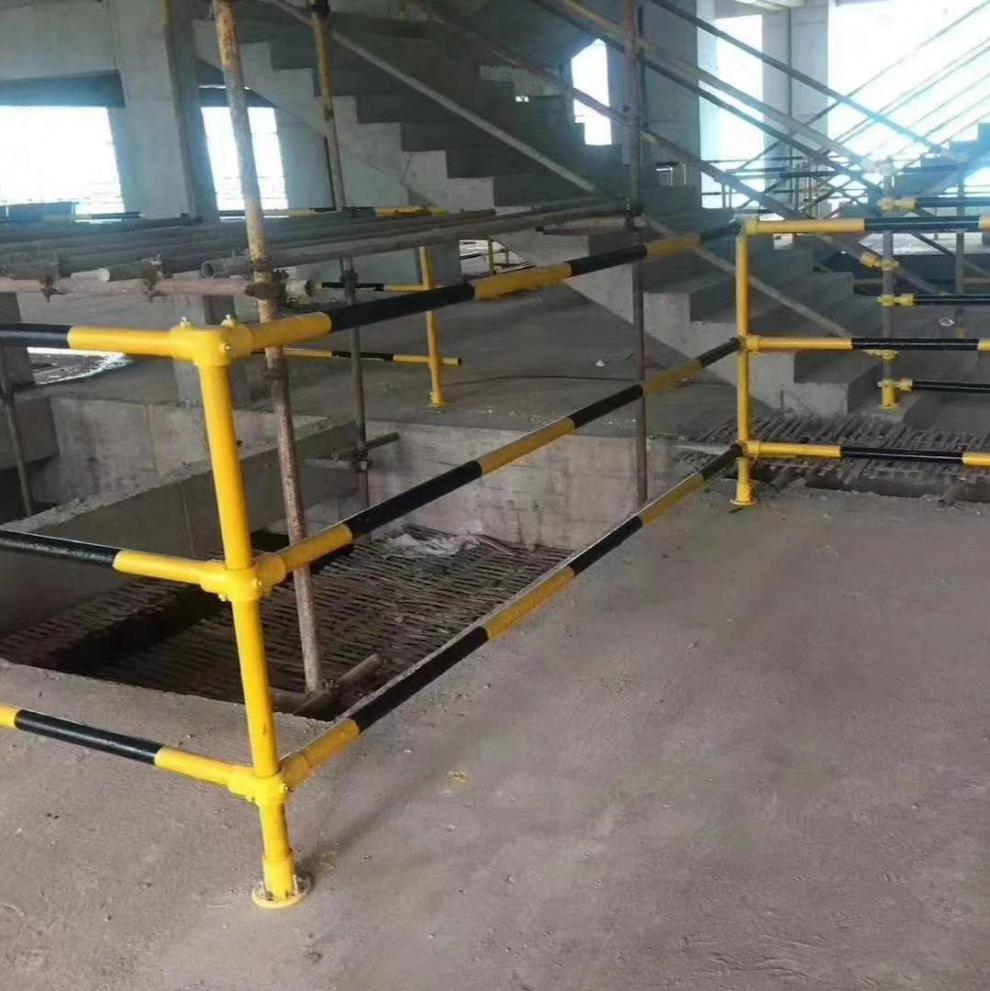 定型化临边防护连接件工地基坑楼梯扶手钢管件塑料临时护栏杆配件 90