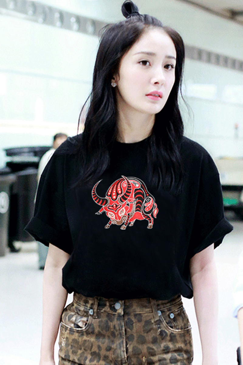 goomillee杨幂同款t恤女短袖新款女刺绣上衣宽松黑色ins潮夏黑色牛年
