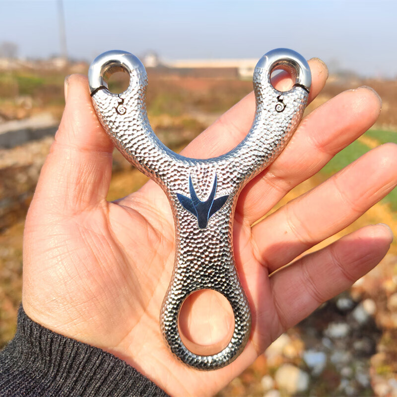 崛适弹弓成人纯手工雕刻传统弹弓全钛合金tc21钛叉扁圆皮筋通用 小号