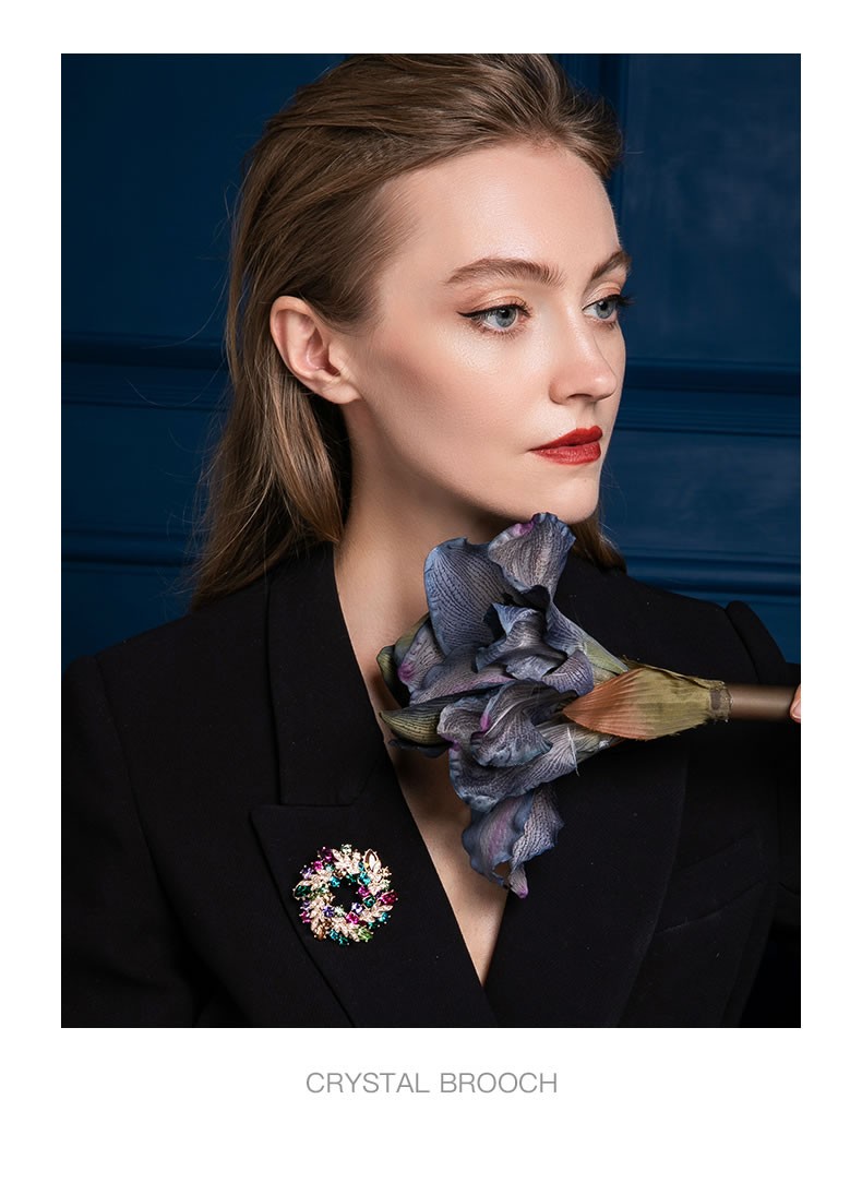 劳拉图(laolatu)轻奢品牌胸针女气质施华洛世奇元素水晶胸花七夕情人