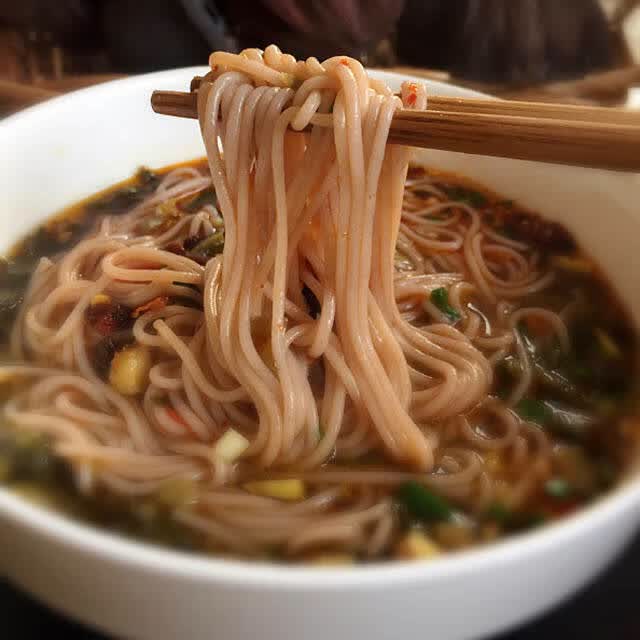 念乡食墨江特产云南过桥米线细正宗红米线米粉米干普洱特产5斤装