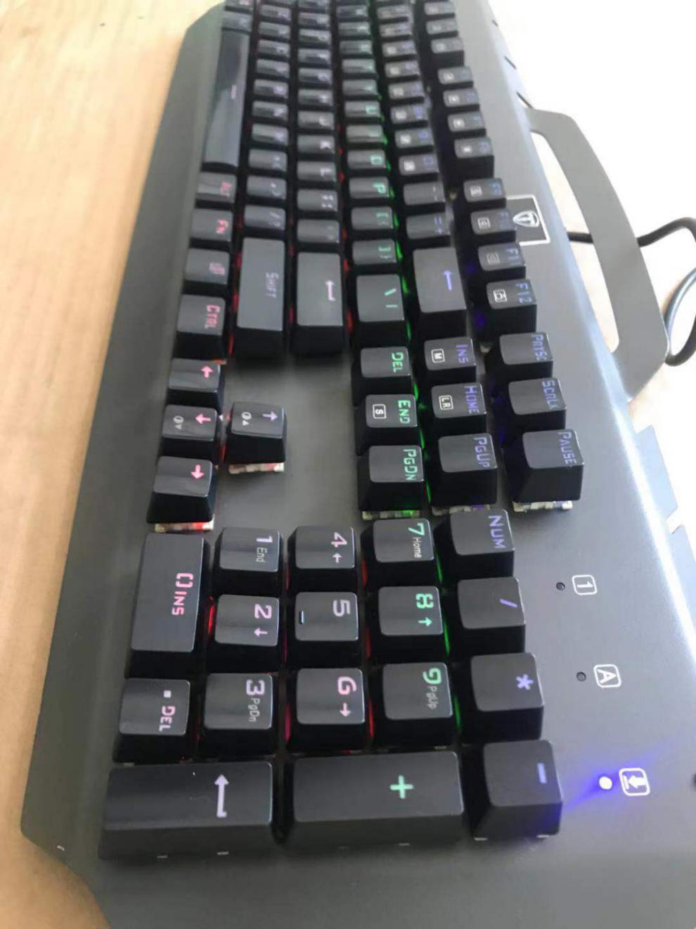 远燕适用于网吧机械键盘et幽灵之刃i700青轴游戏多彩背光电竞有线键盘