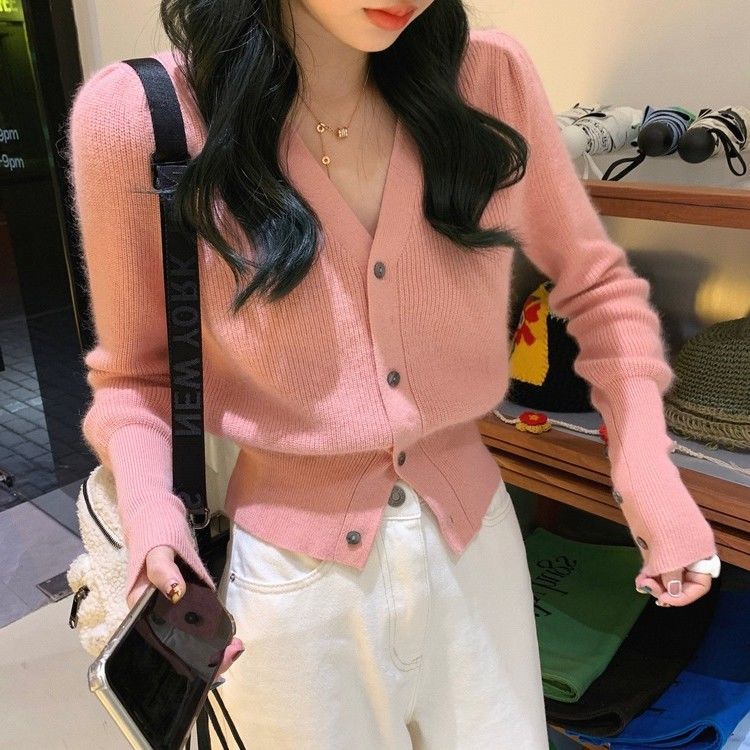 早春针织开衫温柔系粉色开衫领短款收腰毛衣外套女春秋外穿设计感针织
