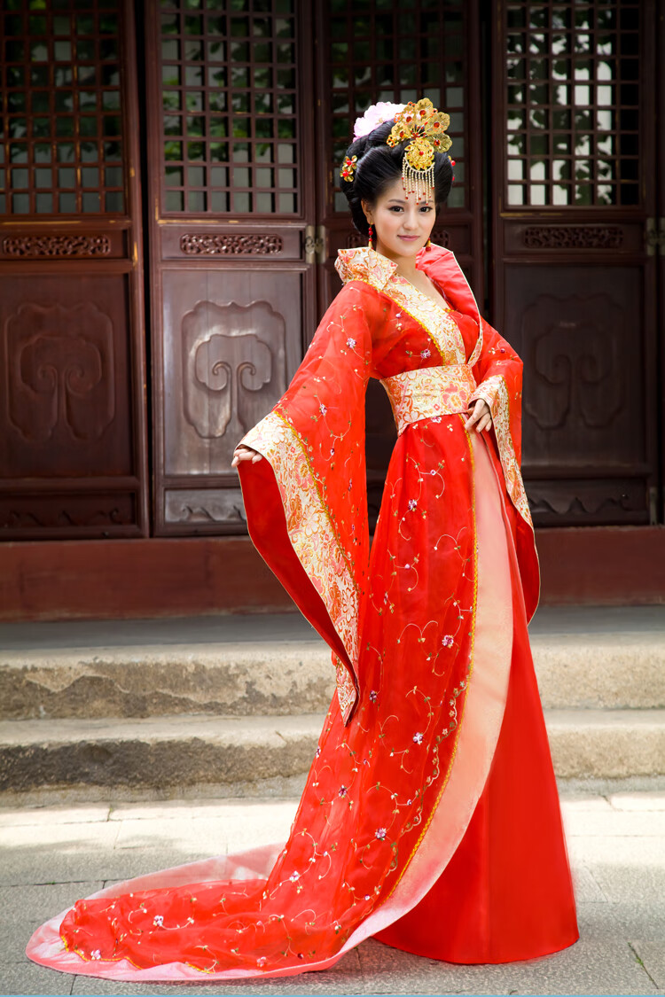 古代服装女皇后古装唐装汉服贵妃装拖尾大明公主舞台演出儿国国王
