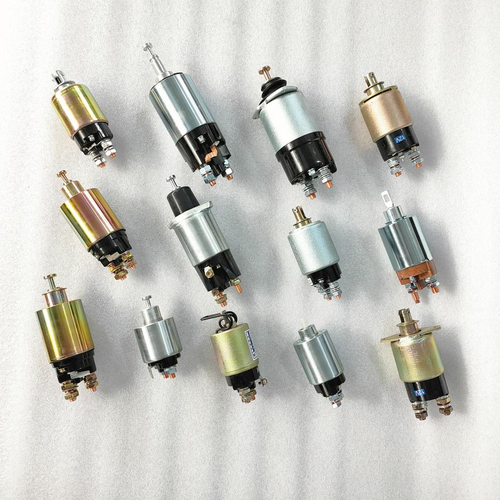 汽车老式起动机 电磁开关 138c.1332d.1315.