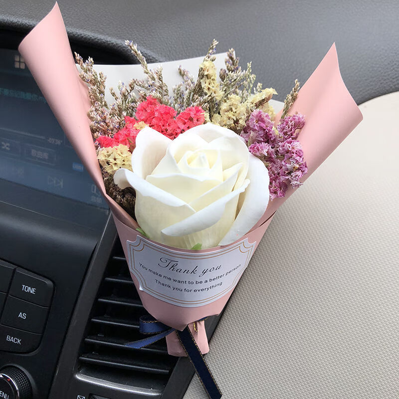 花香水车内饰品摆件汽车车上空调出风口装饰用品车载香薰夹浅蓝色玫瑰