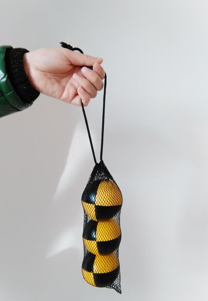 杂耍球手抛球手技球教学杂技球棒道具圈小丑表演黄黑色五个套装1个