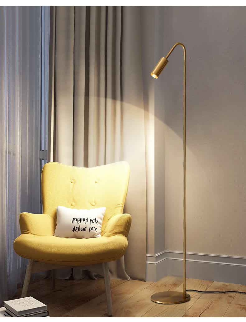 顶树轻奢品牌轻奢落地灯极简客厅沙发边装饰灯全铜创意卧室床头墙角