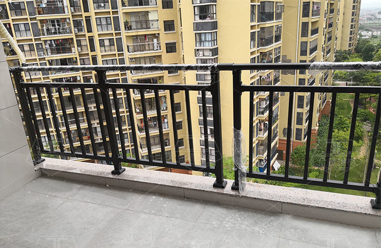 锌钢阳台护栏铁艺露台围栏室内户外楼梯扶手家用不锈钢铝合金栏杆